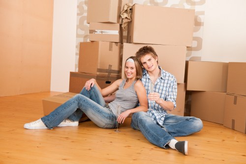 Small removal van serving homes and flats in Old Malden