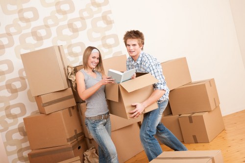 Preparation checklist and moving day support for Old Malden removals